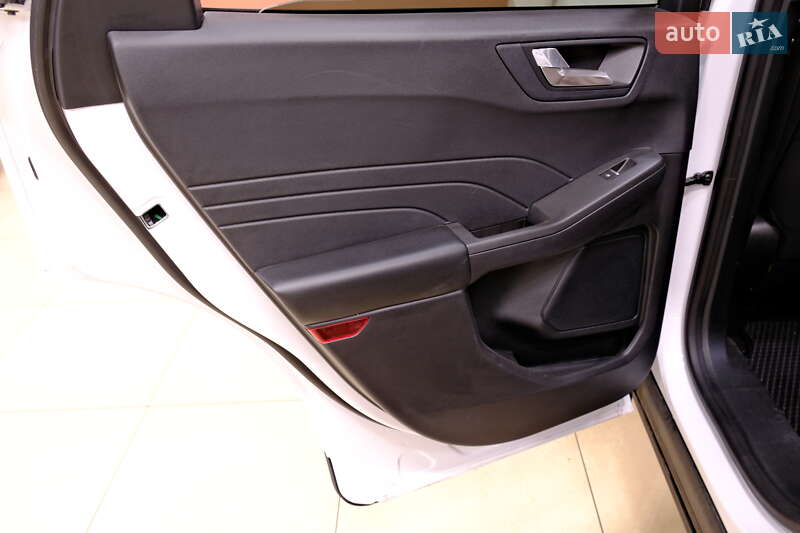 Внедорожник / Кроссовер Ford Escape 2021 в Одессе