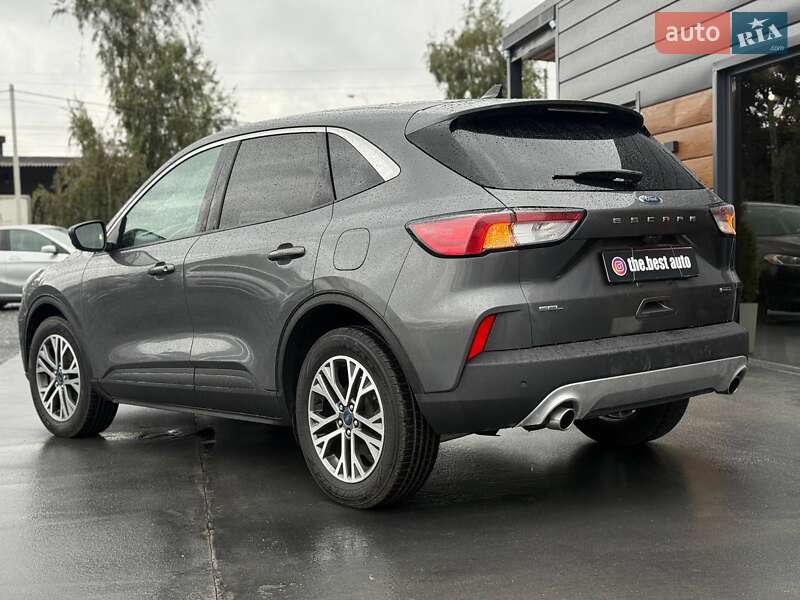 Внедорожник / Кроссовер Ford Escape 2021 в Ровно
