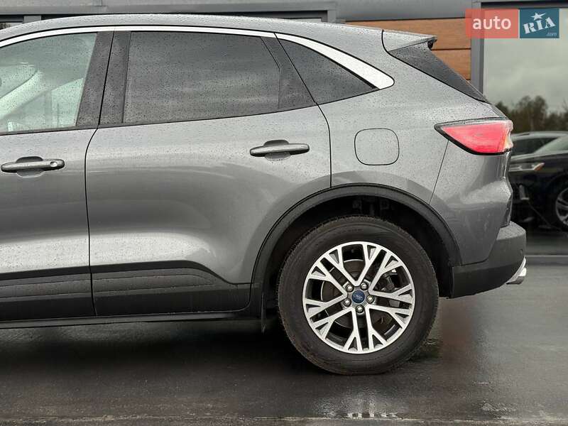 Внедорожник / Кроссовер Ford Escape 2021 в Ровно