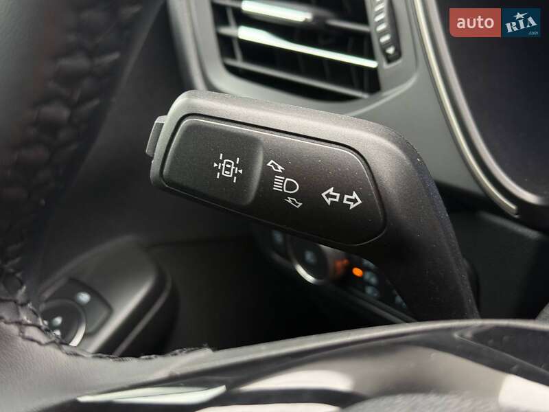 Внедорожник / Кроссовер Ford Escape 2021 в Ровно
