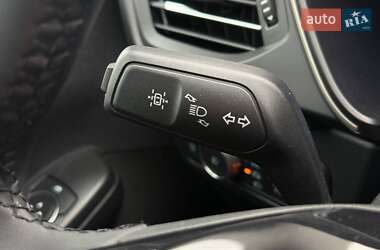 Внедорожник / Кроссовер Ford Escape 2021 в 