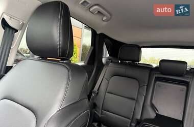 Внедорожник / Кроссовер Ford Escape 2021 в 