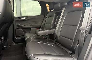 Внедорожник / Кроссовер Ford Escape 2021 в 