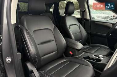 Внедорожник / Кроссовер Ford Escape 2021 в 