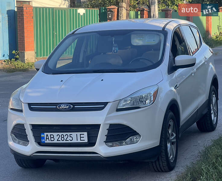 Внедорожник / Кроссовер Ford Escape 2015 в Виннице