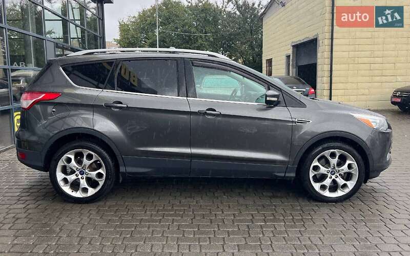 Внедорожник / Кроссовер Ford Escape 2015 в Ивано-Франковске
