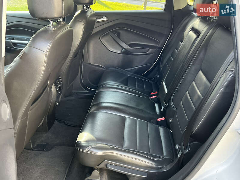 Внедорожник / Кроссовер Ford Escape 2012 в Кременчуге