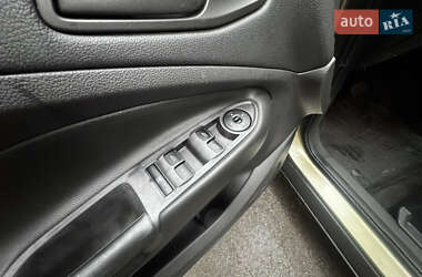 Внедорожник / Кроссовер Ford Escape 2014 в 