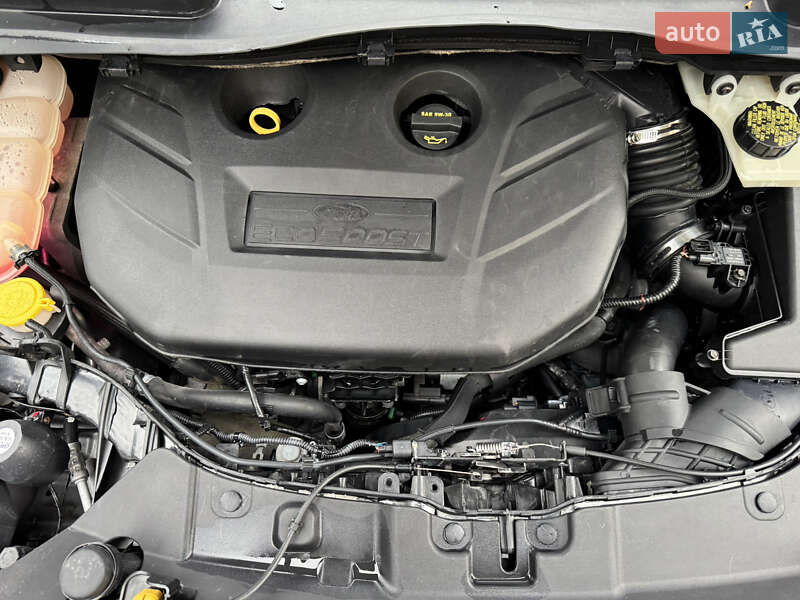 Внедорожник / Кроссовер Ford Escape 2013 в Тернополе