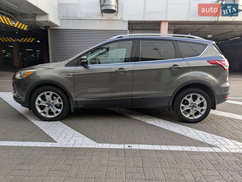 Внедорожник / Кроссовер Ford Escape 2014 в Киеве