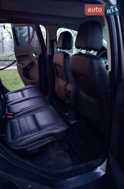 Позашляховик / Кросовер Ford Escape 2014 в 