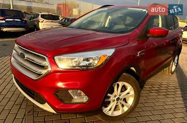 Внедорожник / Кроссовер Ford Escape 2018 в Львове