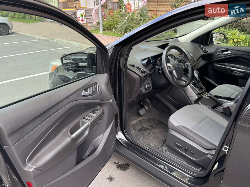Внедорожник / Кроссовер Ford Escape 2014 в Киеве