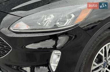 Внедорожник / Кроссовер Ford Escape 2022 в 