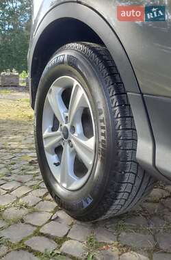 Внедорожник / Кроссовер Ford Escape 2014 в 