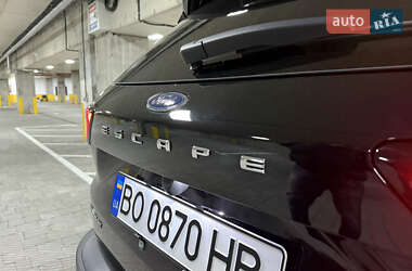 Внедорожник / Кроссовер Ford Escape 2024 в 