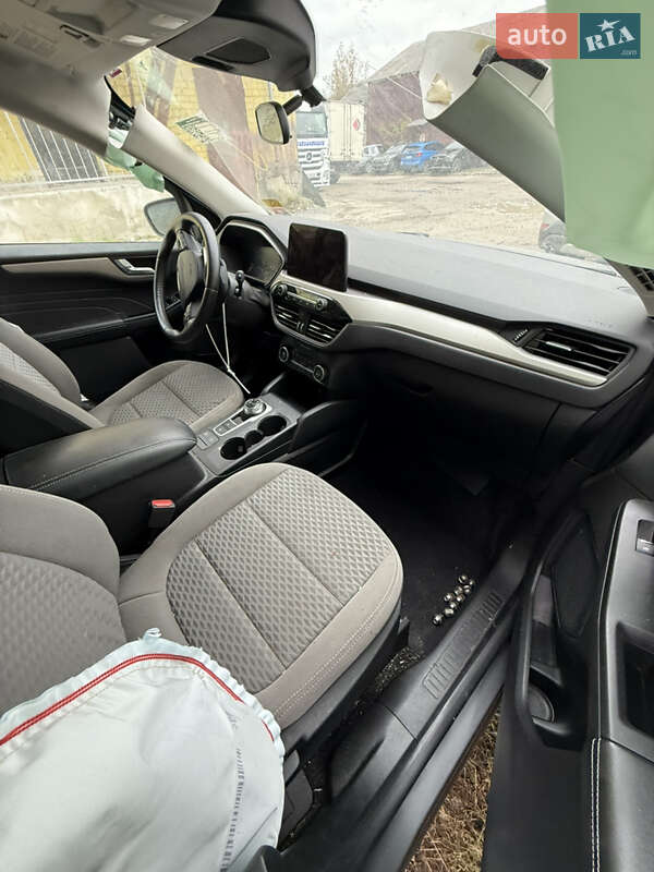 Позашляховик / Кросовер Ford Escape 2021 в Тернополі