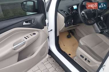 Внедорожник / Кроссовер Ford Escape 2013 в 