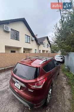 Внедорожник / Кроссовер Ford Escape 2013 в 