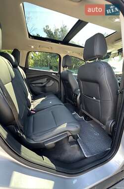 Внедорожник / Кроссовер Ford Escape 2014 в 