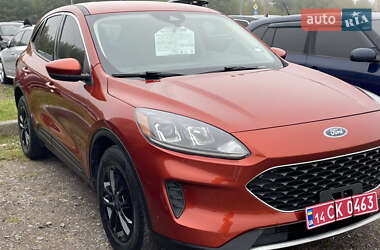 Внедорожник / Кроссовер Ford Escape 2019 в 