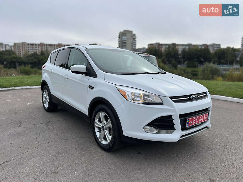 Внедорожник / Кроссовер Ford Escape 2015 в 