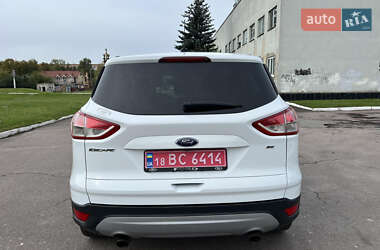 Внедорожник / Кроссовер Ford Escape 2015 в 