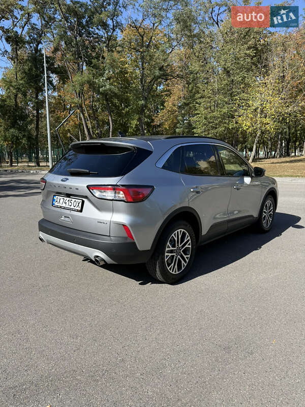Внедорожник / Кроссовер Ford Escape 2021 в Харькове
