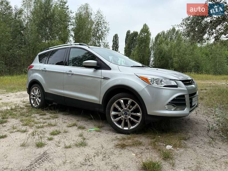 Внедорожник / Кроссовер Ford Escape 2015 в Киеве