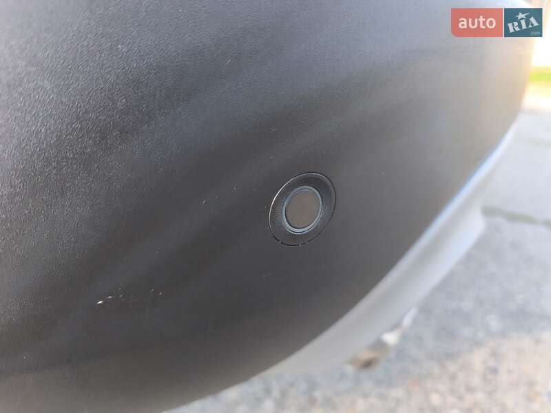 Позашляховик / Кросовер Ford Escape 2021 в Стрию