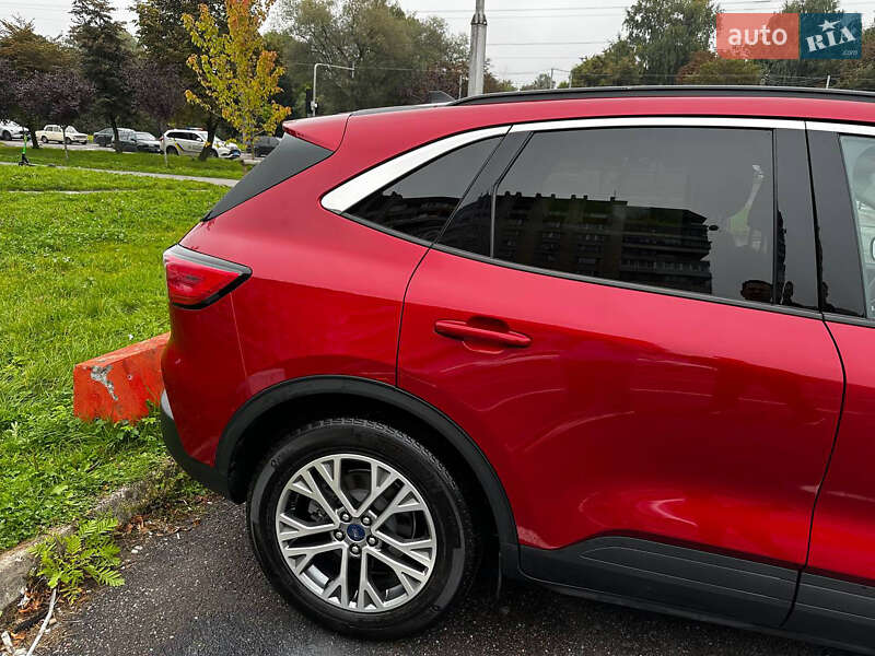 Внедорожник / Кроссовер Ford Escape 2022 в Львове