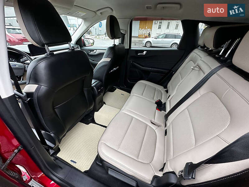 Внедорожник / Кроссовер Ford Escape 2022 в Львове