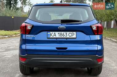 Внедорожник / Кроссовер Ford Escape 2019 в 