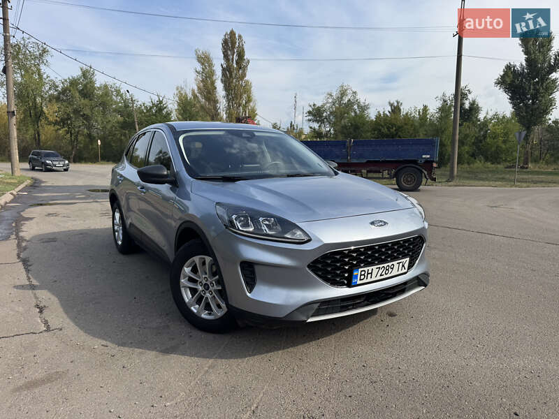 Внедорожник / Кроссовер Ford Escape 2022 в Кривом Роге