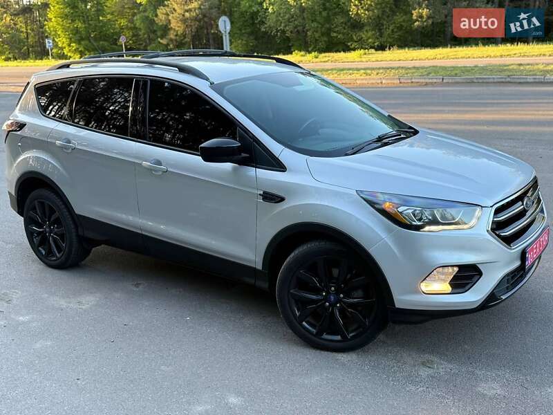 Внедорожник / Кроссовер Ford Escape 2017 в Ровно фото 23 Внедорожник / Кроссовер Ford Escape 2017 в Ровно