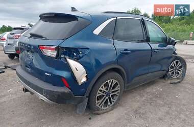 Внедорожник / Кроссовер Ford Escape 2020 в 