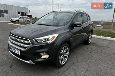 Позашляховик / Кросовер Ford Escape 2017 в Харкові
