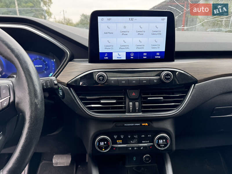 Внедорожник / Кроссовер Ford Escape 2020 в Ровно