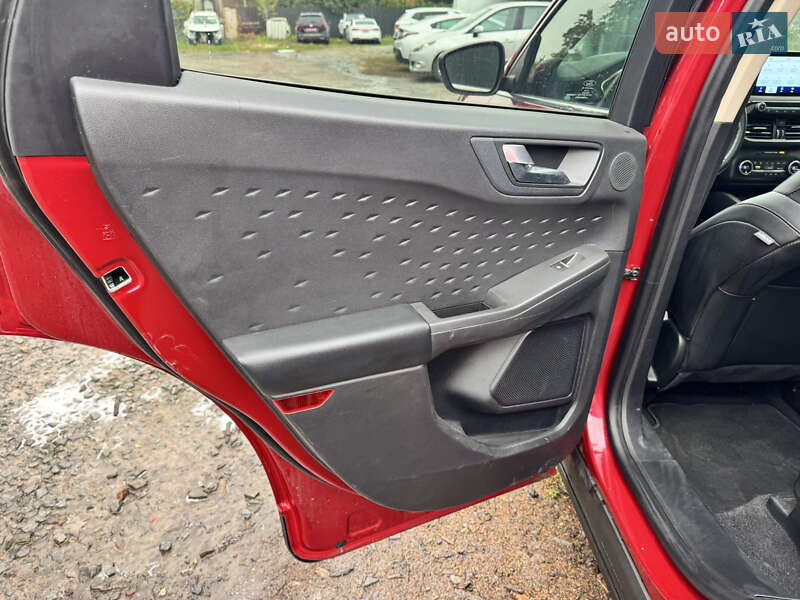 Внедорожник / Кроссовер Ford Escape 2020 в Ровно
