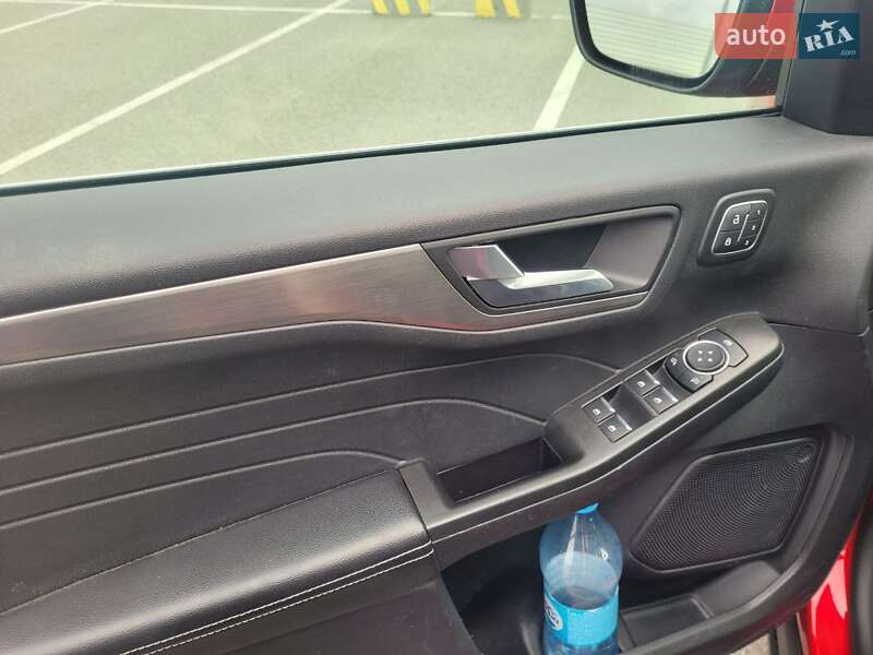 Внедорожник / Кроссовер Ford Escape 2022 в Львове