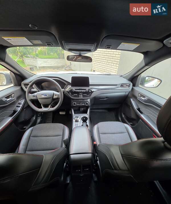 Позашляховик / Кросовер Ford Escape 2024 в Тернополі