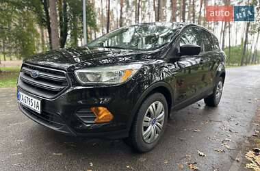 Внедорожник / Кроссовер Ford Escape 2017 в 