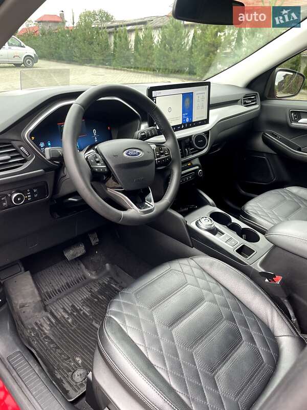 Позашляховик / Кросовер Ford Escape 2023 в Золочеві