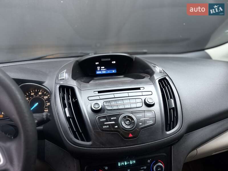 Внедорожник / Кроссовер Ford Escape 2018 в Львове