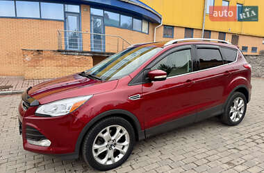 Внедорожник / Кроссовер Ford Escape 2014 в 