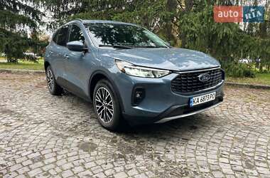 Внедорожник / Кроссовер Ford Escape 2023 в Киеве