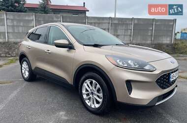 Внедорожник / Кроссовер Ford Escape 2020 в 