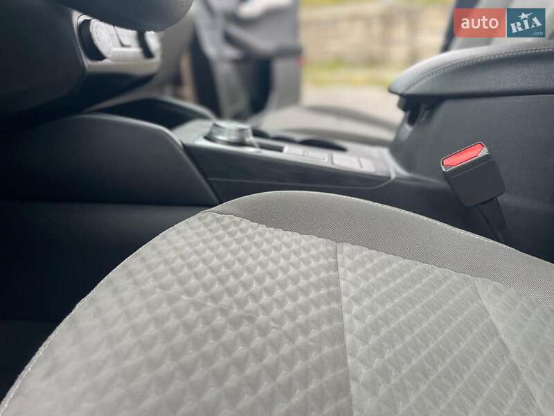 Позашляховик / Кросовер Ford Escape 2020 в Вінниці