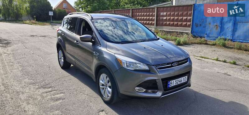 Позашляховик / Кросовер Ford Escape 2014 в Кременчуці фото Позашляховик / Кросовер Ford Escape 2014 в Кременчуці
