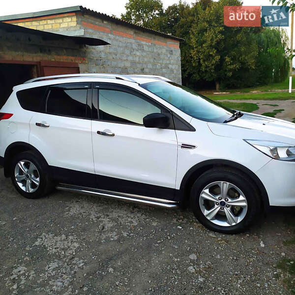 Внедорожник / Кроссовер Ford Escape 2014 в 